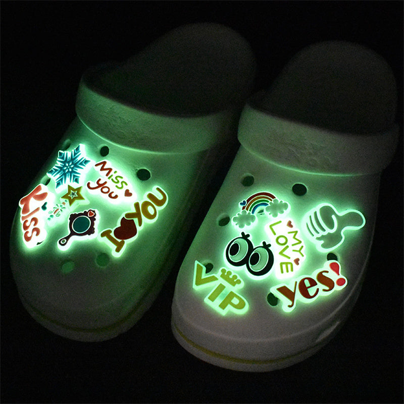 Glow in the dark jibbitz for crocs hot sale