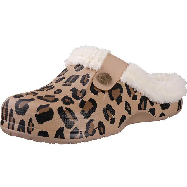 Arctic Cozy Unisex Winter Clogs