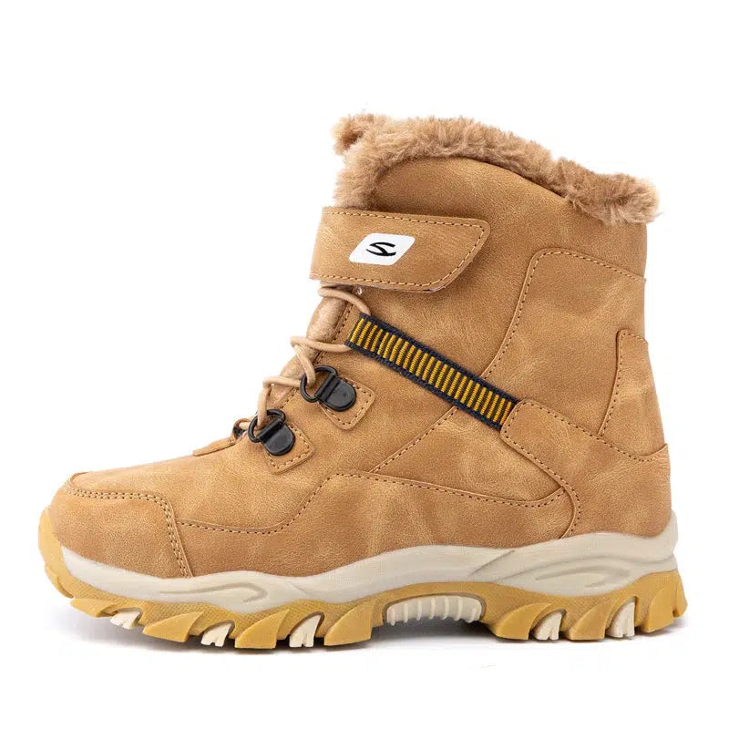 Cozy Kids' Snow Boots: Explore Winter in Style