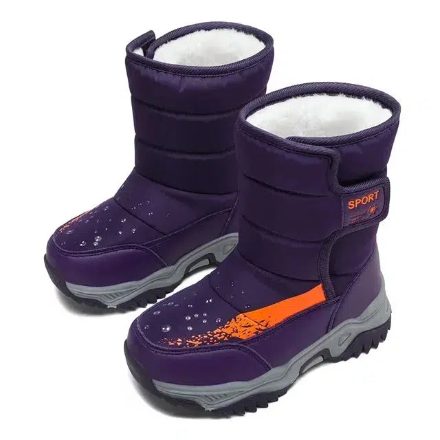 Cozy Kids' Snow Boots: Explore Winter in Style