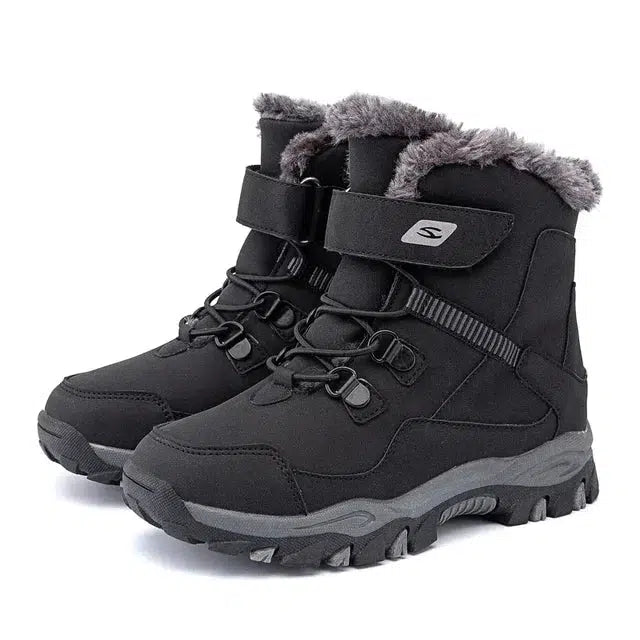 Cozy Kids' Snow Boots: Explore Winter in Style