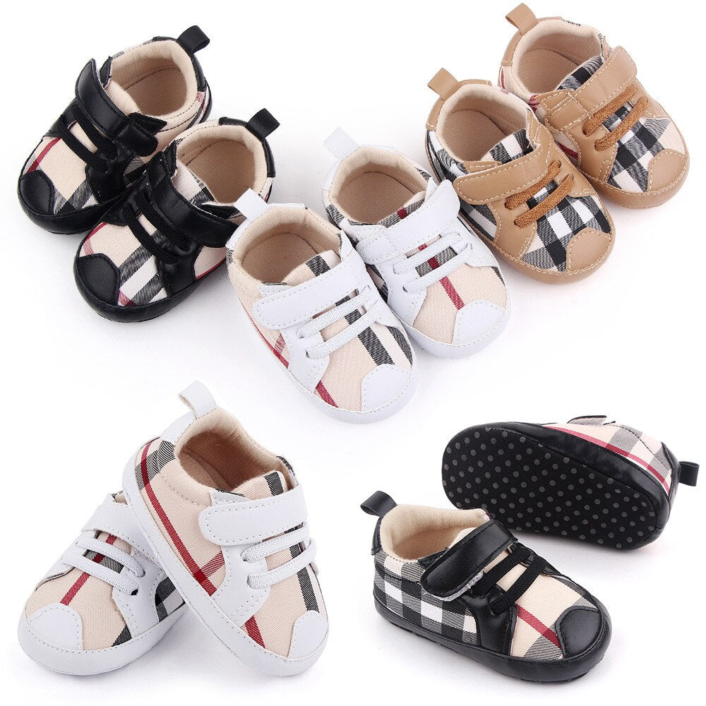 Gentlemen First Walk, Plaid Pals - Baby Boy canvas shoes