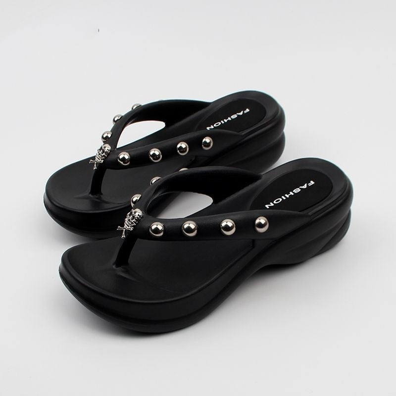 Halloween Skulls - Women's Platform Wedge Flip Flops