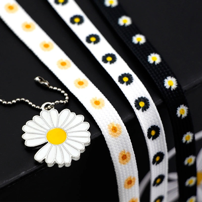 Little Daisies Shoelaces