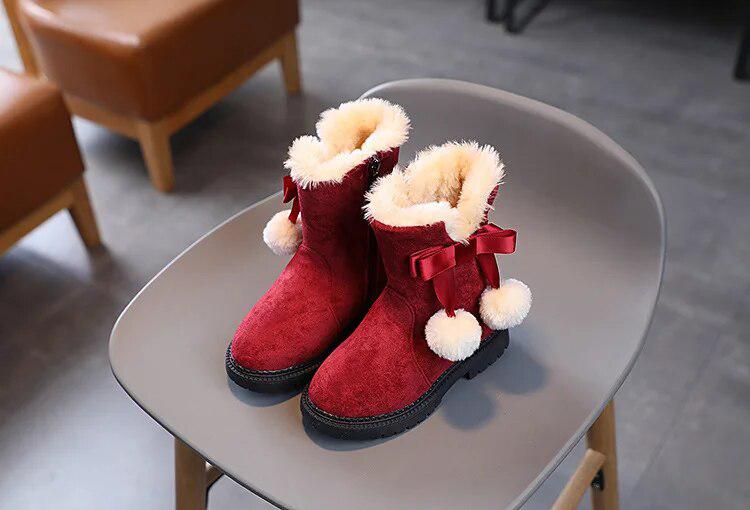 Playful Pom-Pom Winter Boots for Girls