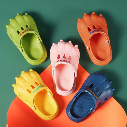 The funky paws - slippers or clogs