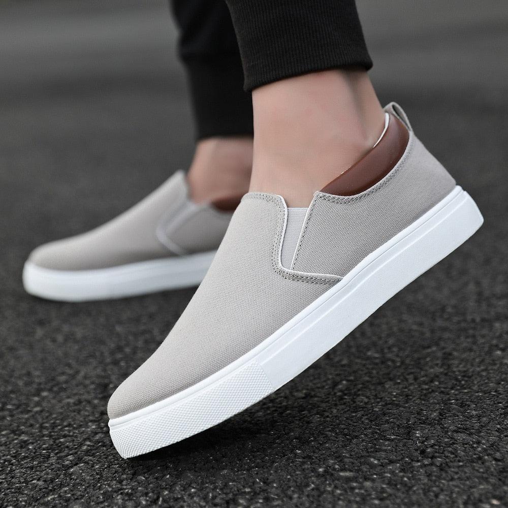 The smart Heel men's slip-on canvas shoes